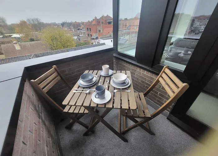 Gezellig Appartement In Brugge, Nabij Damme.